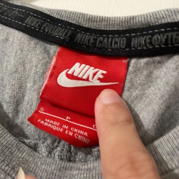 NIKE F.C. T-SHIRT SIDELINE DARK GREY HEATHER/BLACK SIZE S - Picture 4 of 7